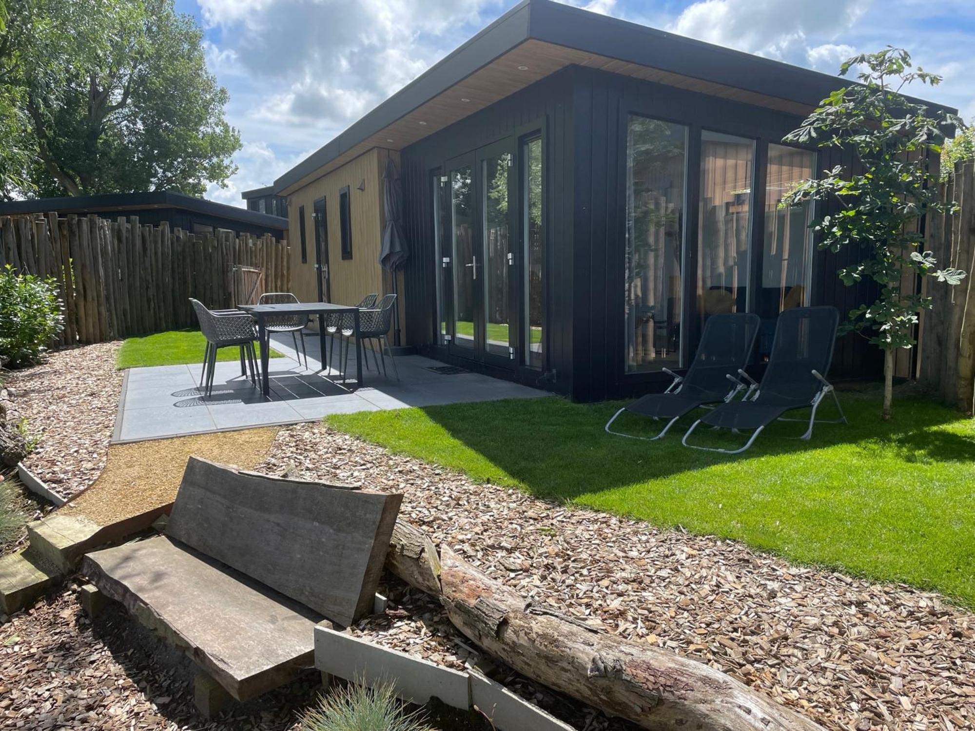 Vogelvrij, Vakantie Woning Met Landelijk Uitzicht En Geheel Omheinde Tuin Burgerbrug 외부 사진